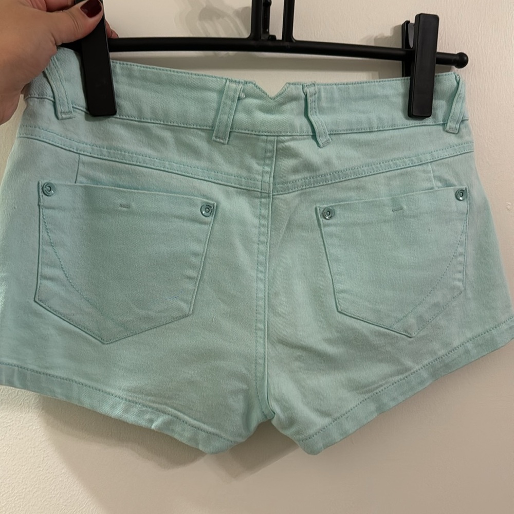 Unique shorts - Picture 5 of 5